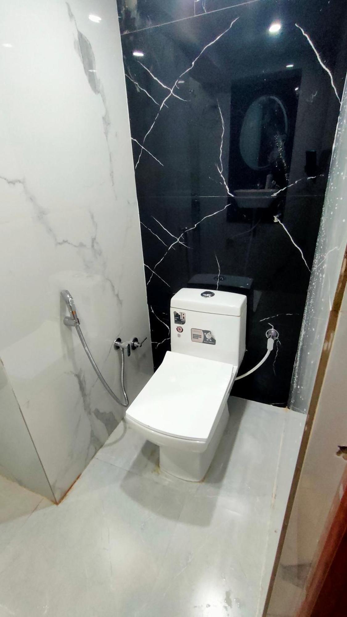 Hotel Sri Krishna Residency à Bénarès Extérieur photo
